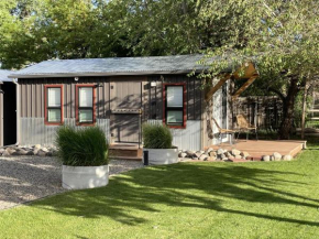 Rabbitbrush Queen Bed Stunning Views!